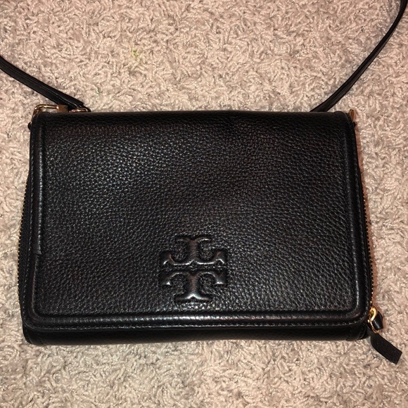 Tory Burch Handbags - TORY BURCH Crossbody/Wallet bag